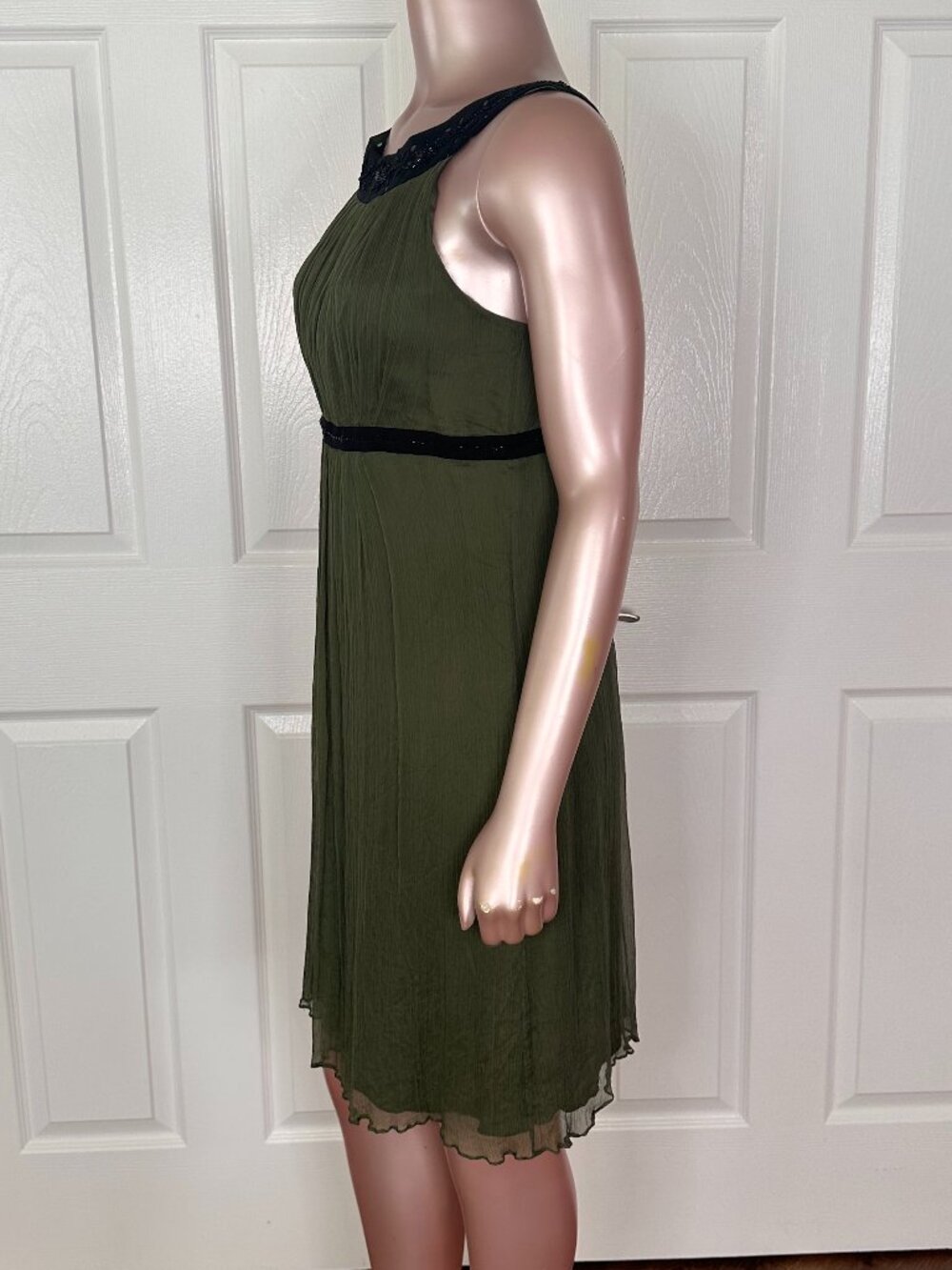 Muse Olive Green 100% Silk Dress | Size 10 | Beaded Neckline | Lined| B-1835 - Picture 8 of 13